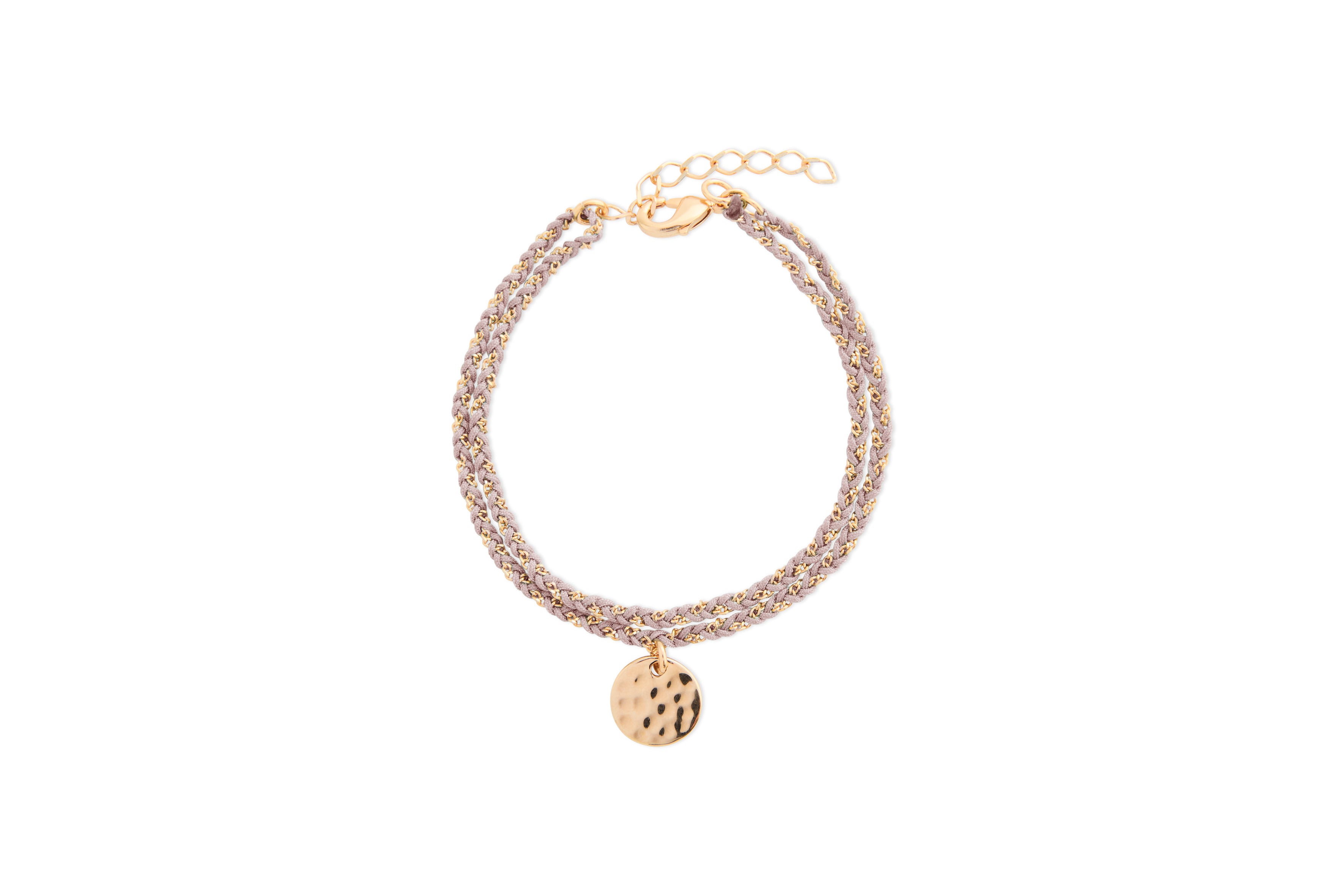 Bijoux raffinés et intemporels, fabriqués à la main par Nouvel Amour.