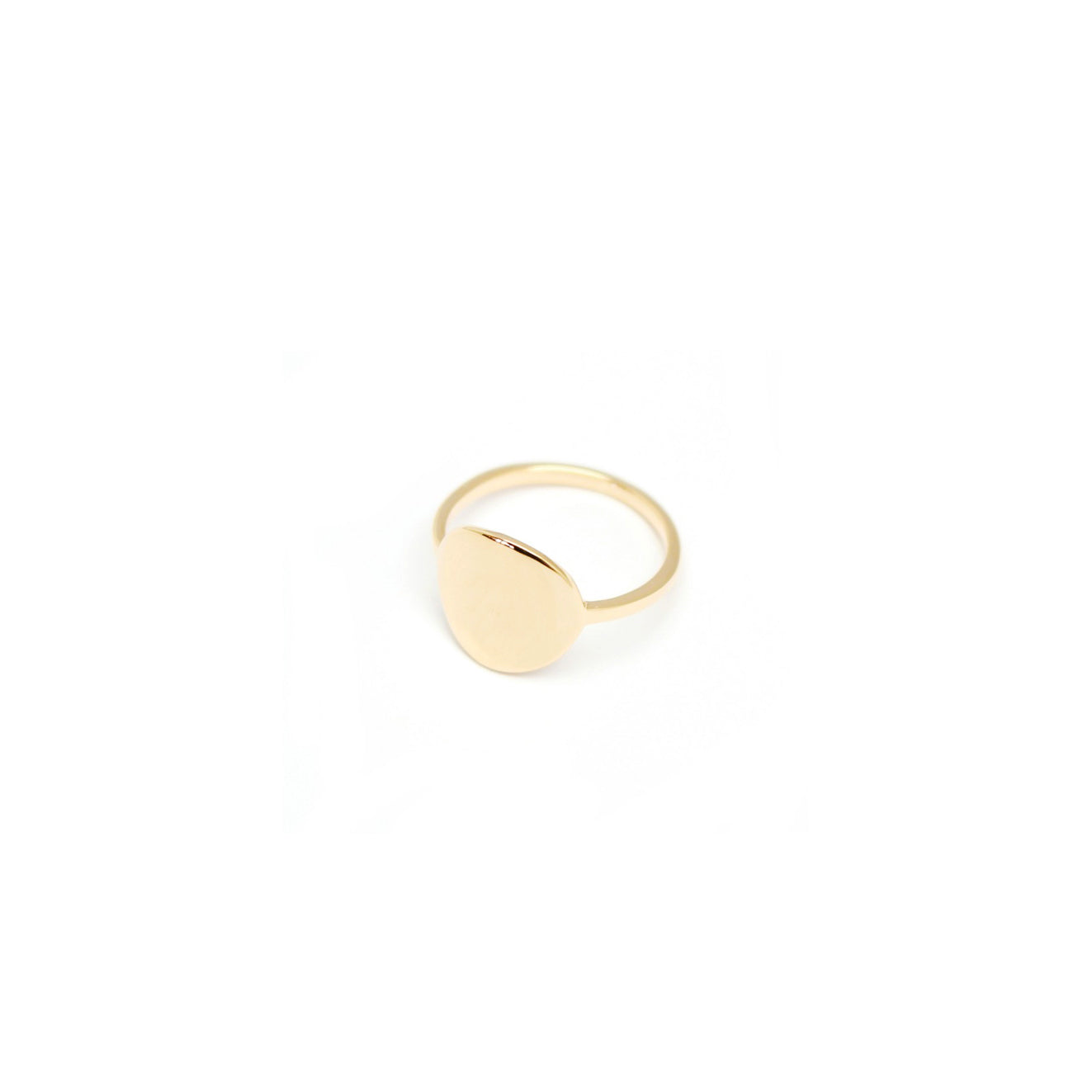 Bijoux raffinés et intemporels, fabriqués à la main par Nouvel Amour.
