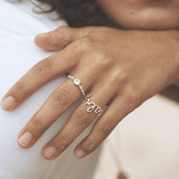 Bijoux élégants et personnalisés de Nouvel Amour, créés avec soin depuis 2007.