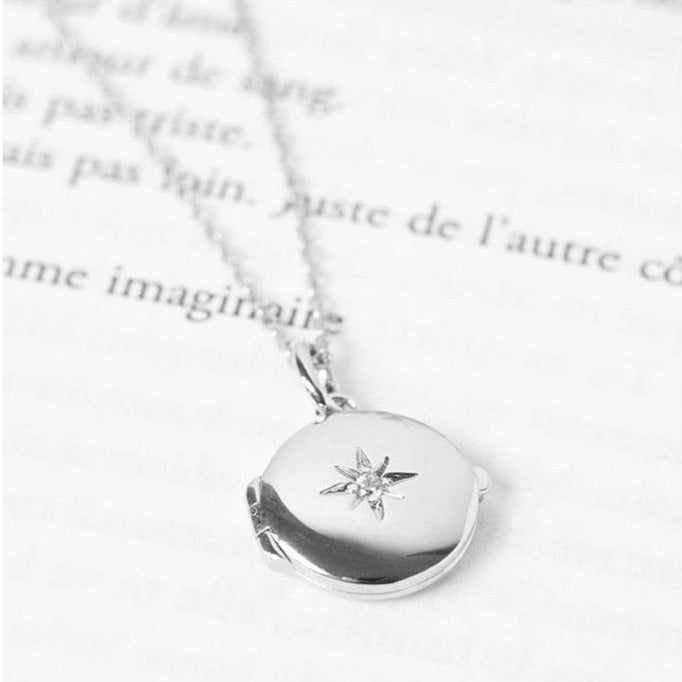 Découvrez nos créations uniques et personnalisées, signées Nouvel Amour.