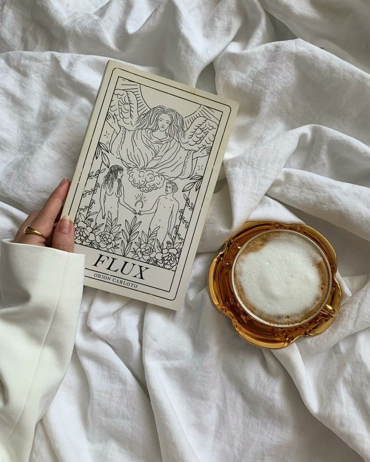 L'art divinatoire s'invite chez Nouvel Amour ✨