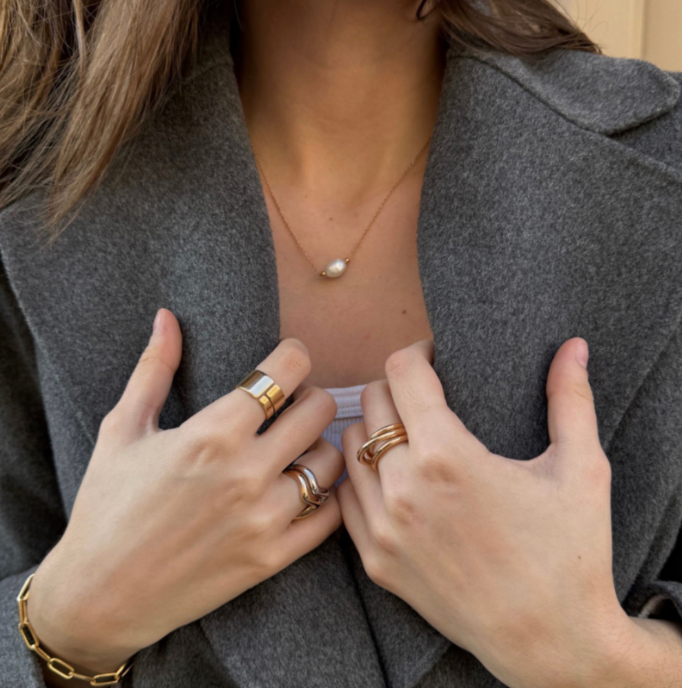 Or et argent : la tendance bijoux qui réinvente les règles